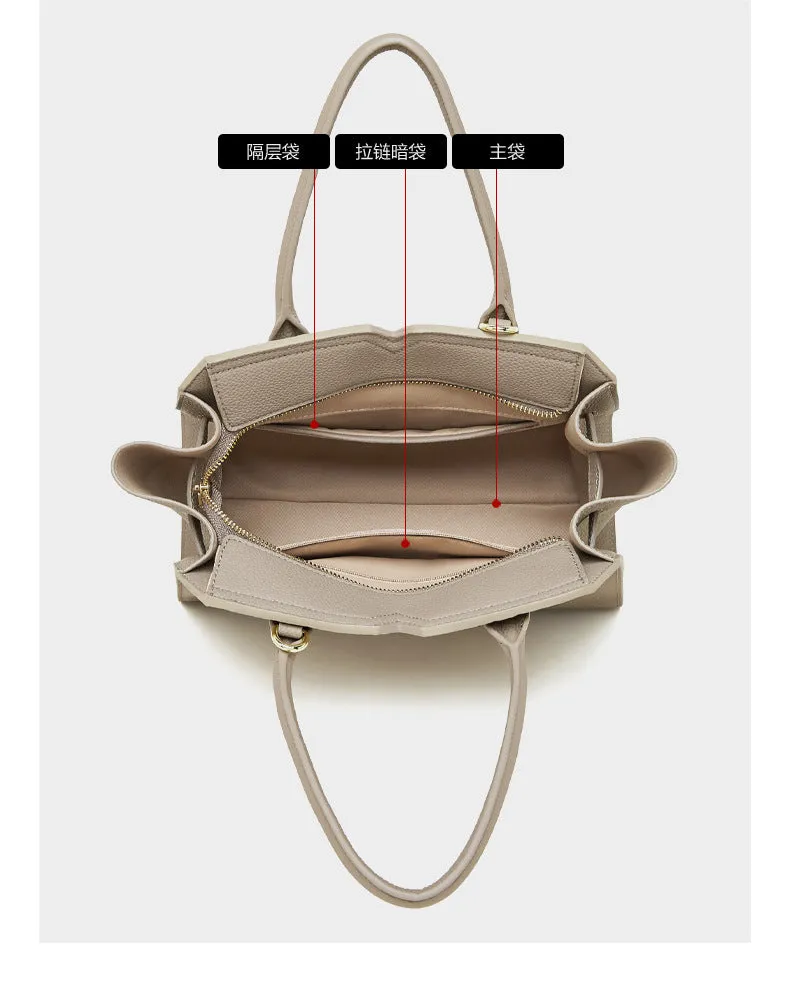 30CM Light Luxury Platinum Large Capacity Handbag 2850 golden Brown
