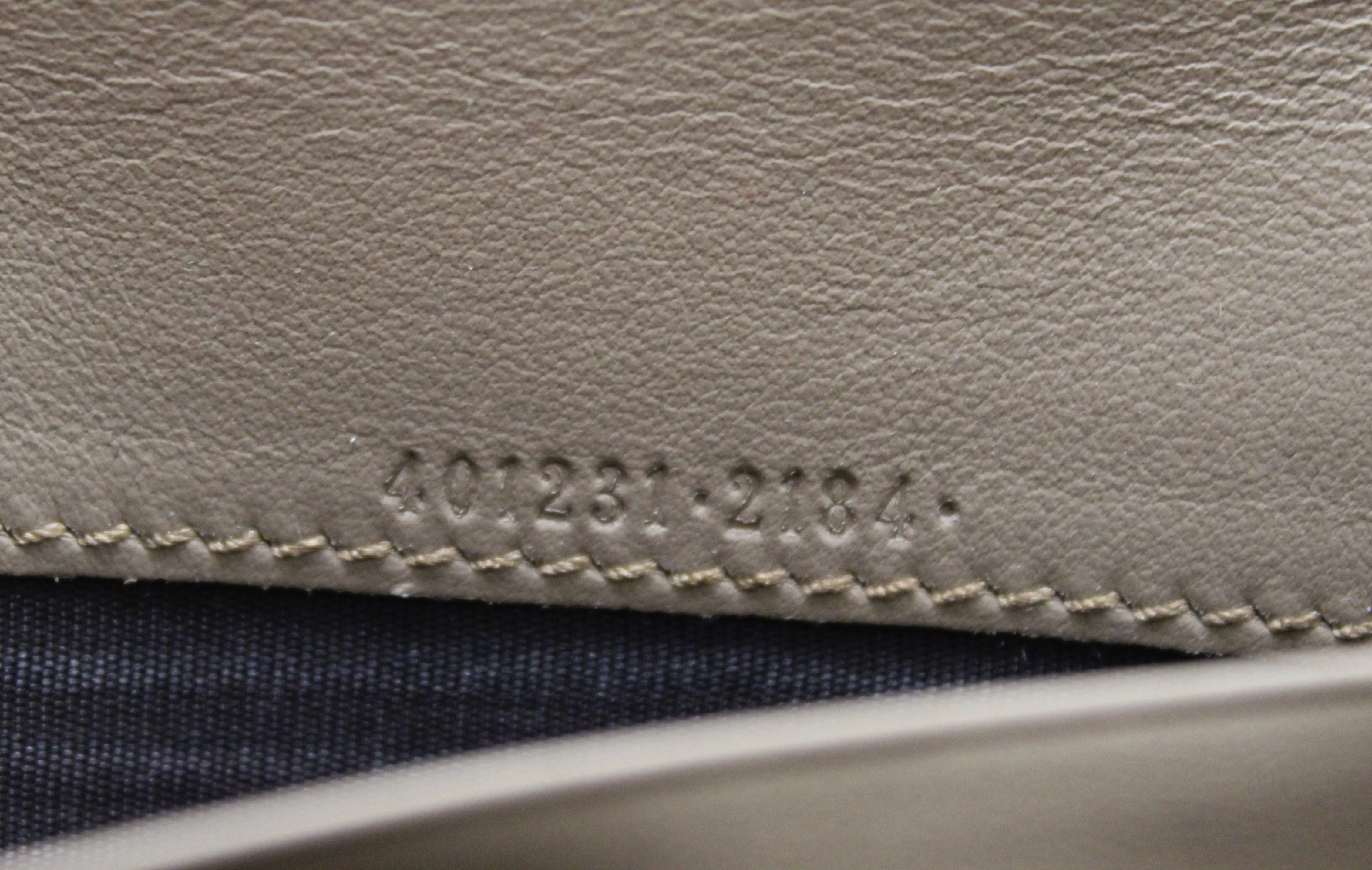 Authentic Gucci Dionysus Suede Mini Chain Crossbody Bag