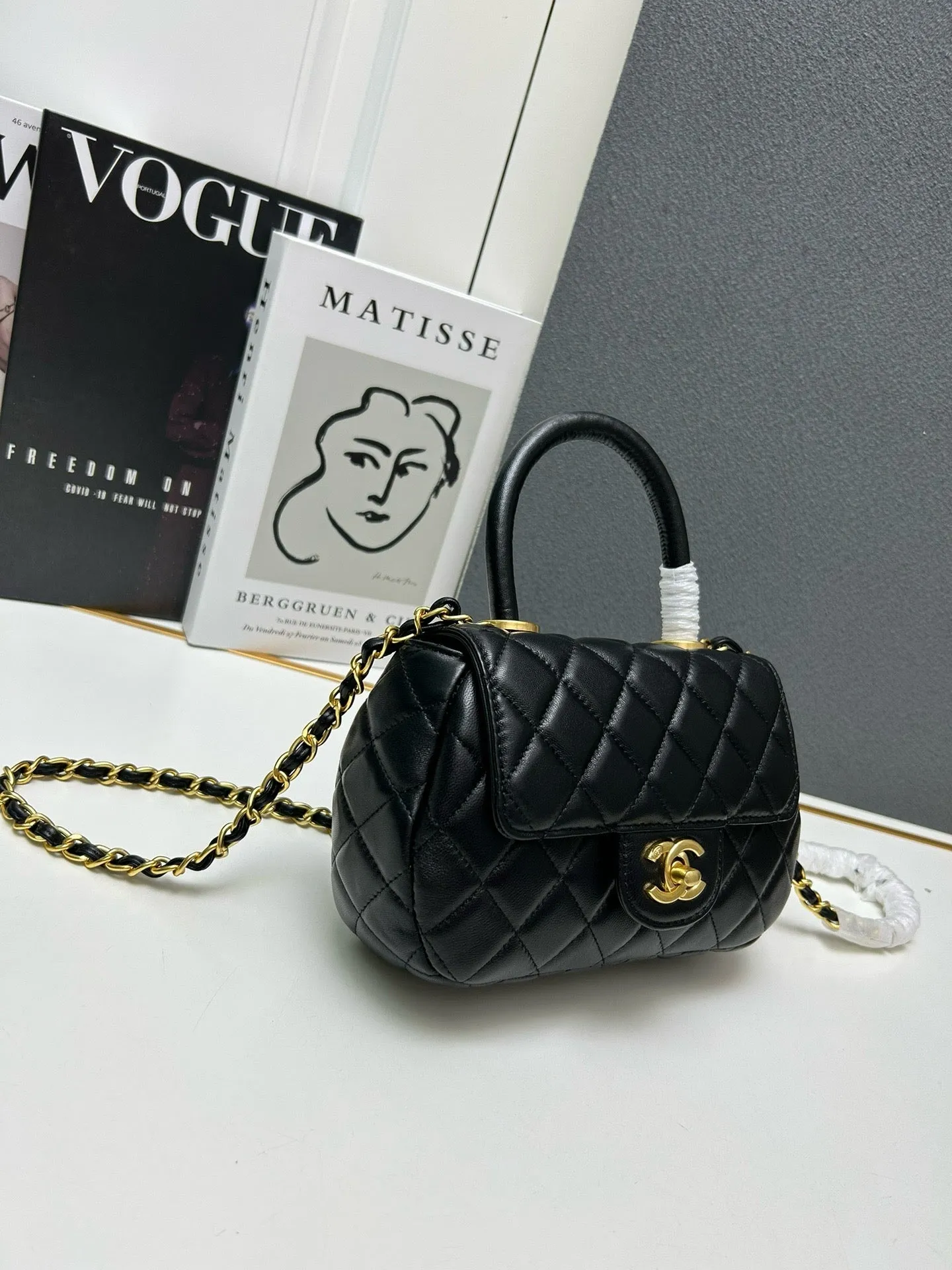 CC1053 Small Flap Bag with Top Handle / 4.3x8x2.1inch