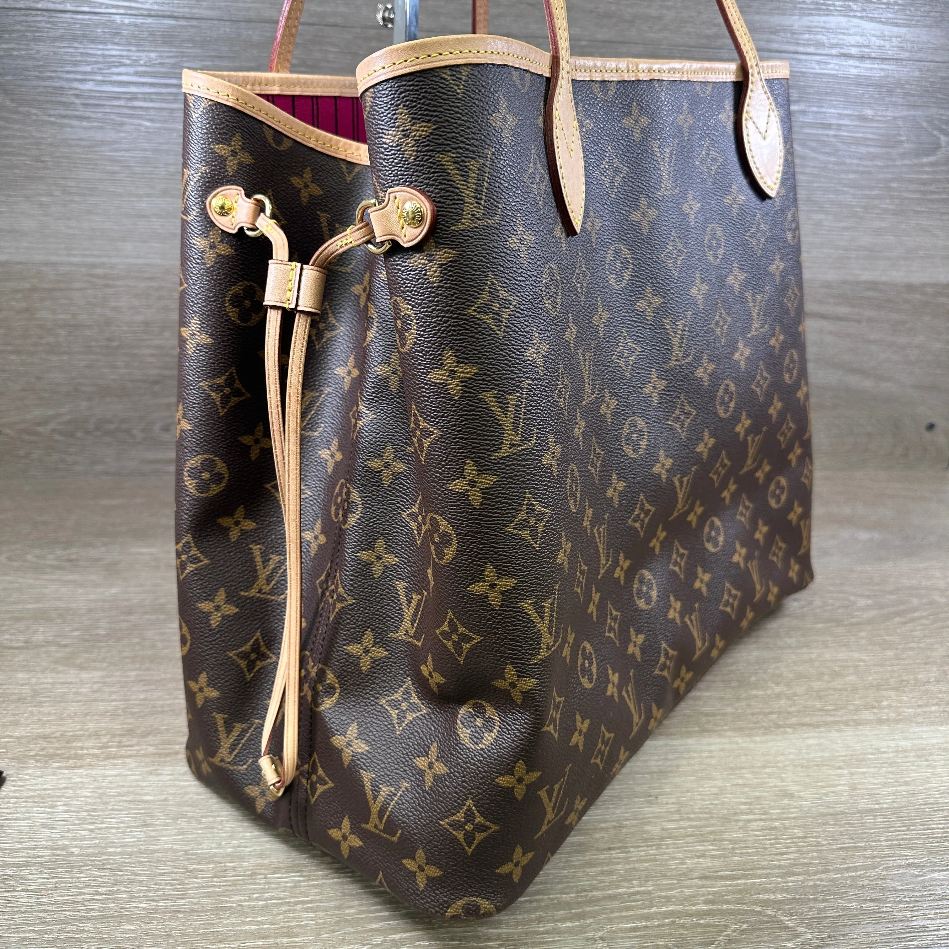 Louis Vuitton Neverfull GM Monogram - Peony