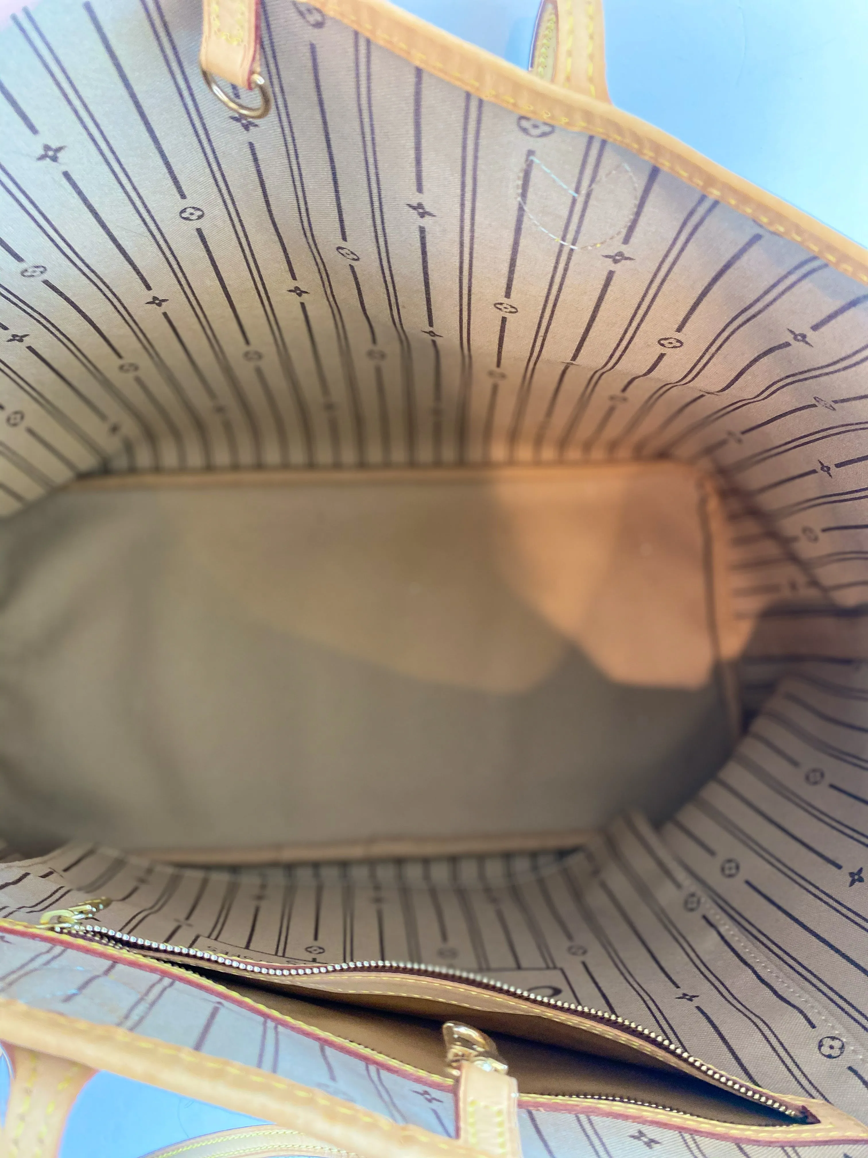 Louis Vuitton Neverfull GM Monogram Tote