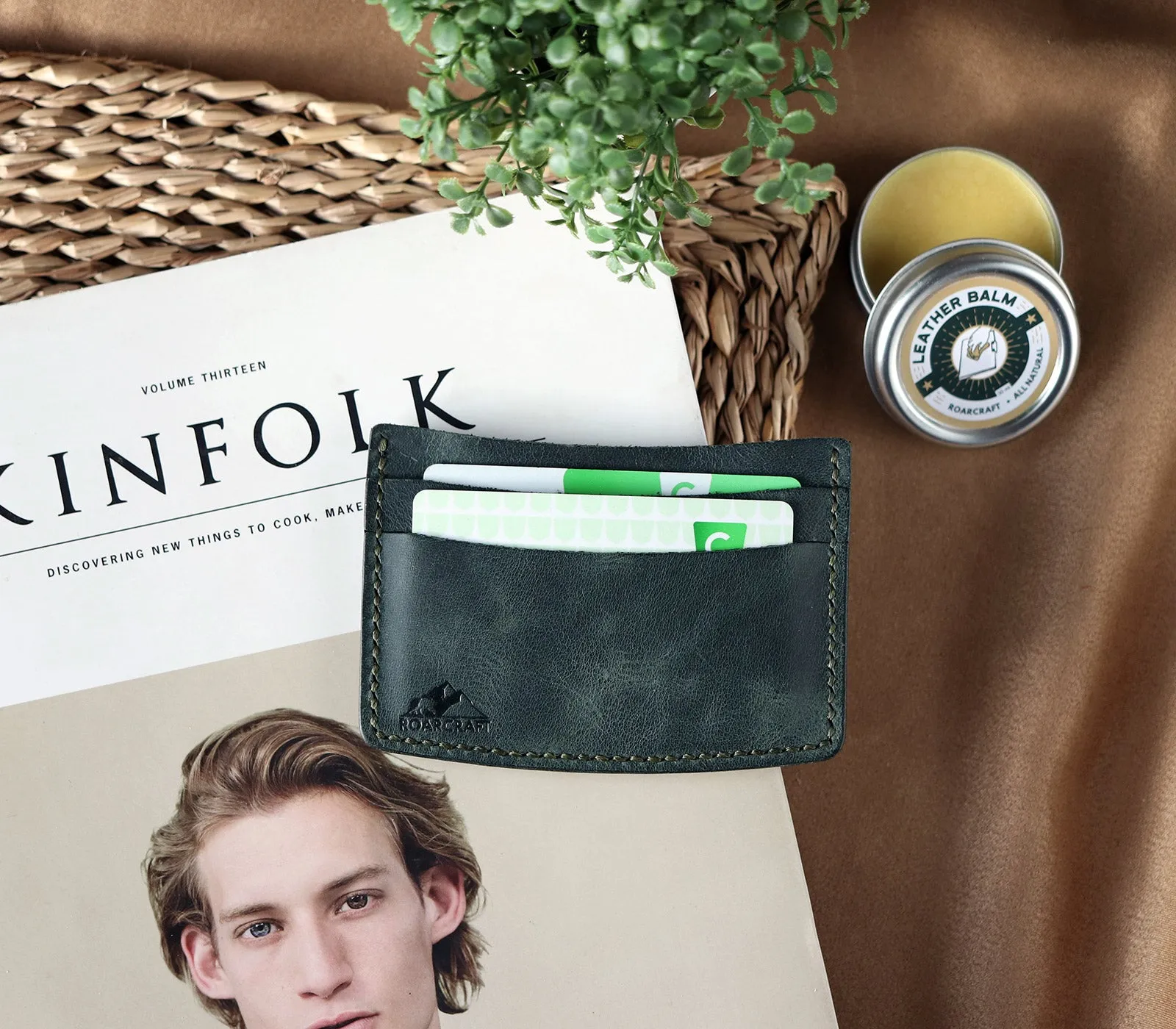 Minimalist Card Holder - Milet