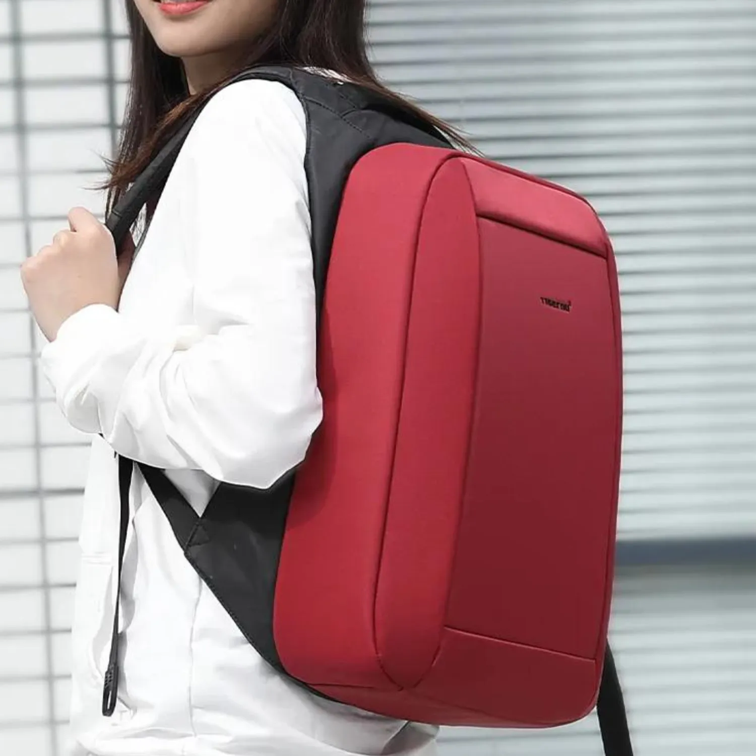 Robust & Versatile Urban Commuter Backpack