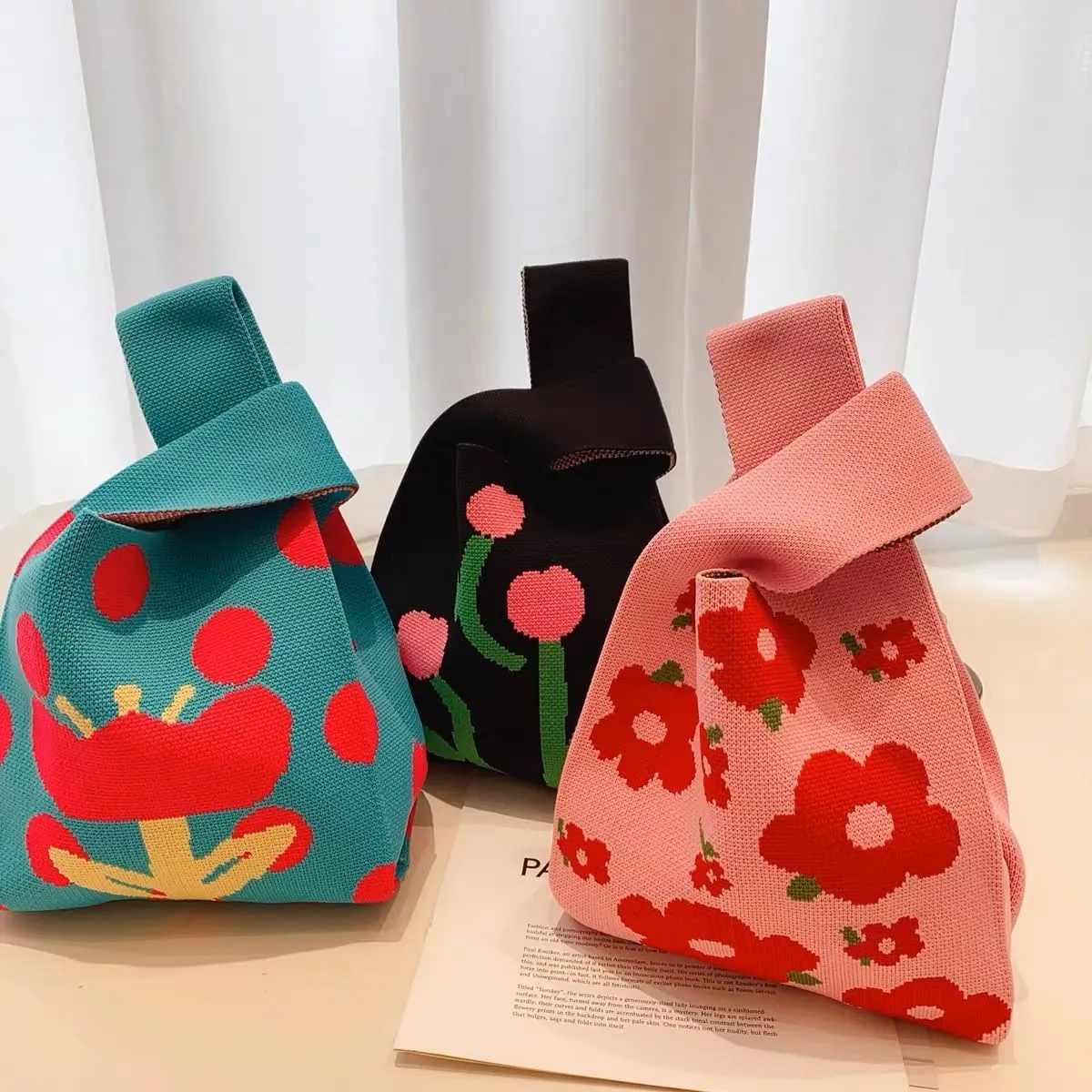 Wrist Bag for Women Sleeve Knot Pouch Crochet Tote Bag Small Cute Wristlet Knitted Bag Portable Purse Gift Bag