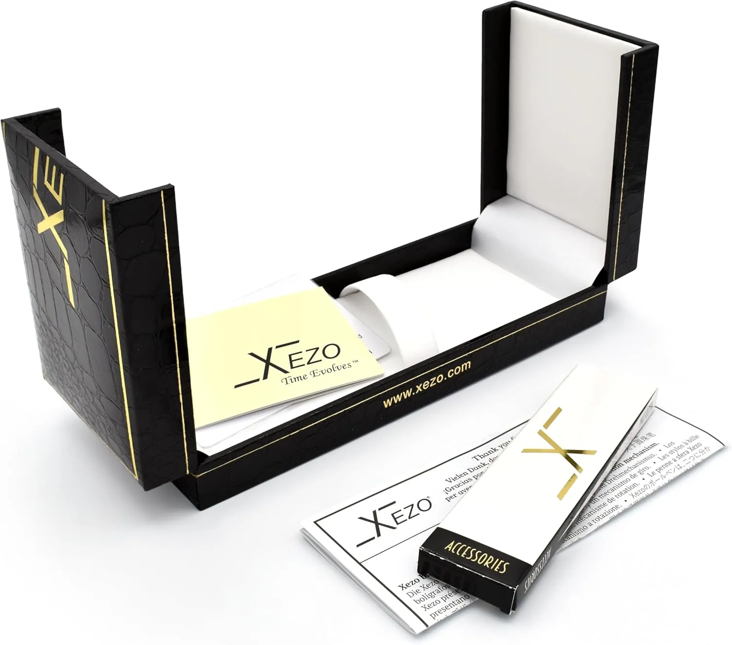 Xezo Visionary Brass and Aluminum Fountain Pen, Medium Nib. Hand-Lacquered in Aspen Yellow and Red. Numbered in Limited Edition of 500. Classic Art Deco Color Disposition, Retrofuturistic Body Style